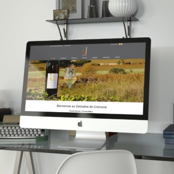 Nous avons apportés notre aide pour le site internet du Domaine de Crémone. La société est basée dans le Vaucluse. Nous avons fait le design en fonction des gouts du client.